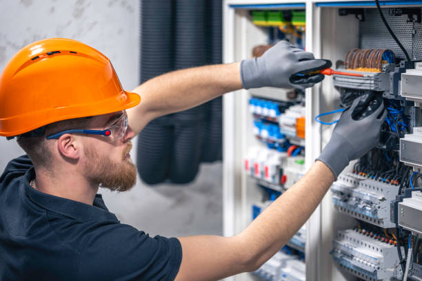 Best Circuit Breaker Repair  in Kingsley, MI